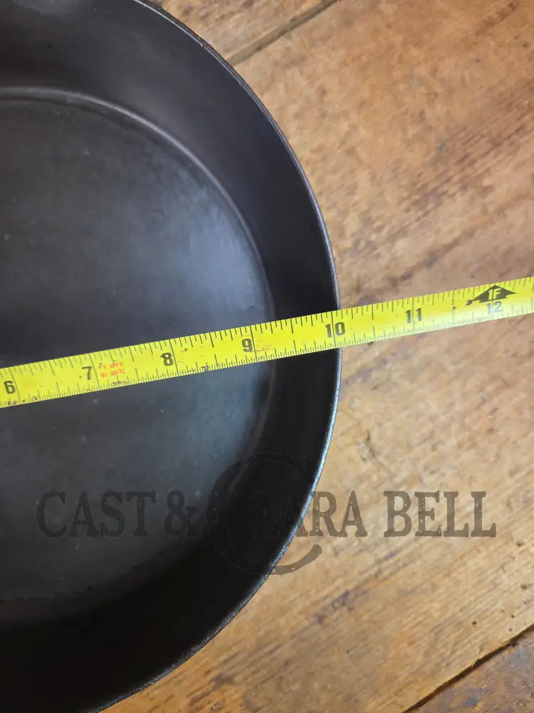 The Classic #8 Favorite made Puritan No. 8 Cast Iron Skillet Skillet