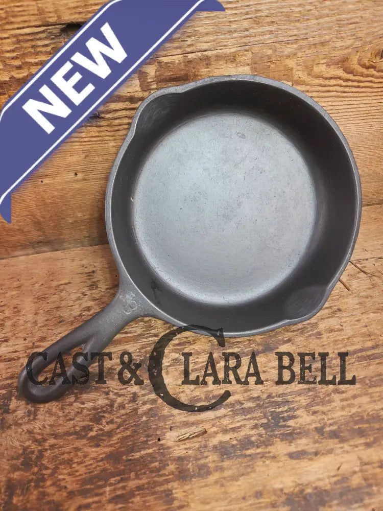 The Classic Egg Skillet. 1930’s Wagner Ware #3 Cast Iron Egg Skillet 1053 Z Skillet