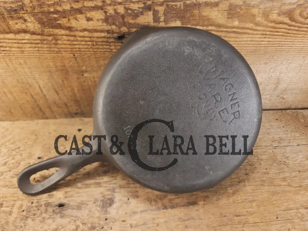 The Classic Egg Skillet. 1930βs Wagner Ware #3 Cast Iron Egg Skillet 1053 Z SC24 Skillet