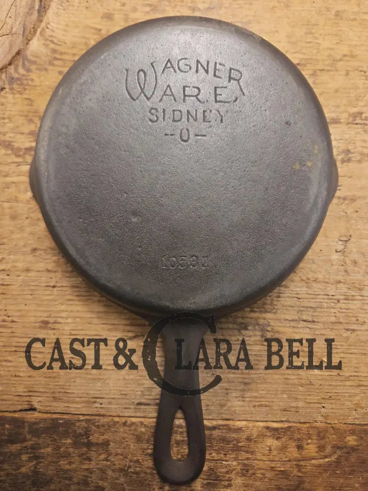 The Classic Egg Skillet. 1930βs Wagner Ware #3 Cast Iron Egg Skillet 1053 Z SC24 Skillet