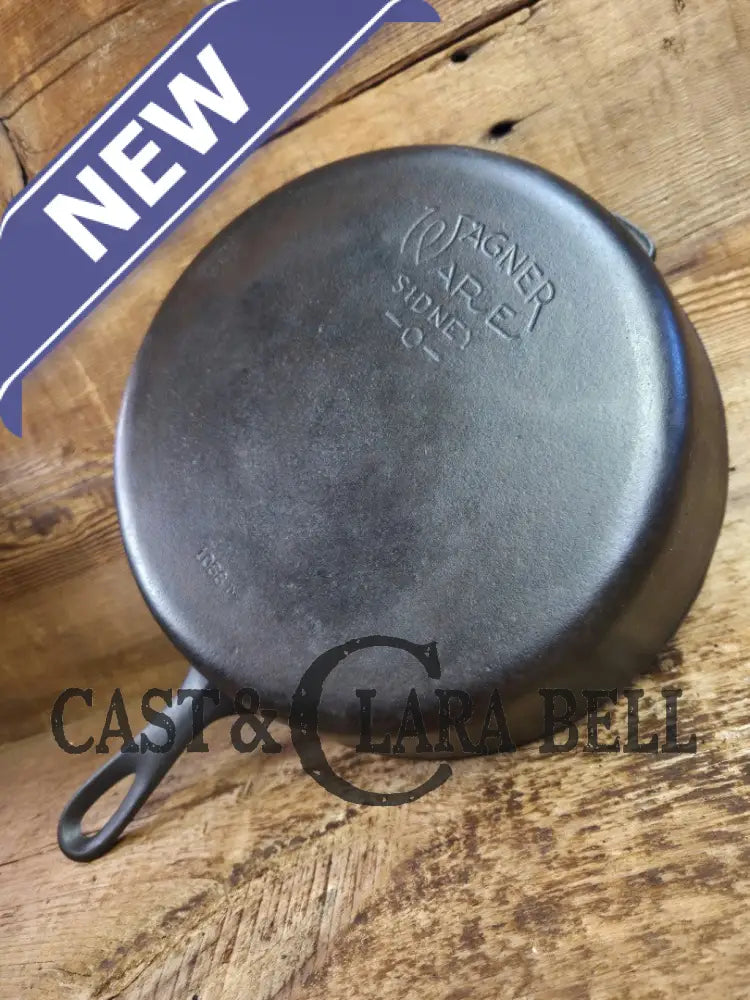 The Classic fryer! Our most popular Wagner Ware #8 Cast Iron Chicken Fryer 1088 D Skillet