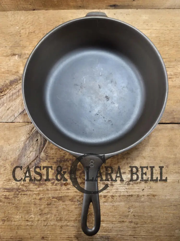 The Classic fryer! Our most popular Wagner Ware #8 Cast Iron Chicken Fryer 1088 K SC24 Skillet