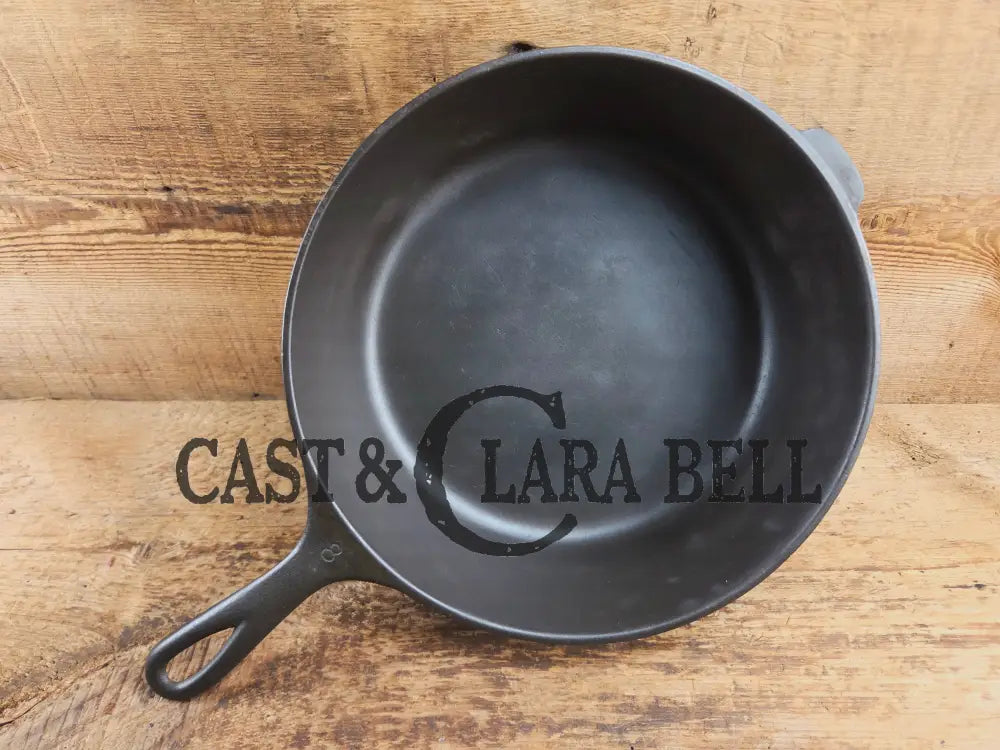 The Classic fryer! Our most popular Wagner Ware #8 Cast Iron Chicken Fryer 1088 Skillet