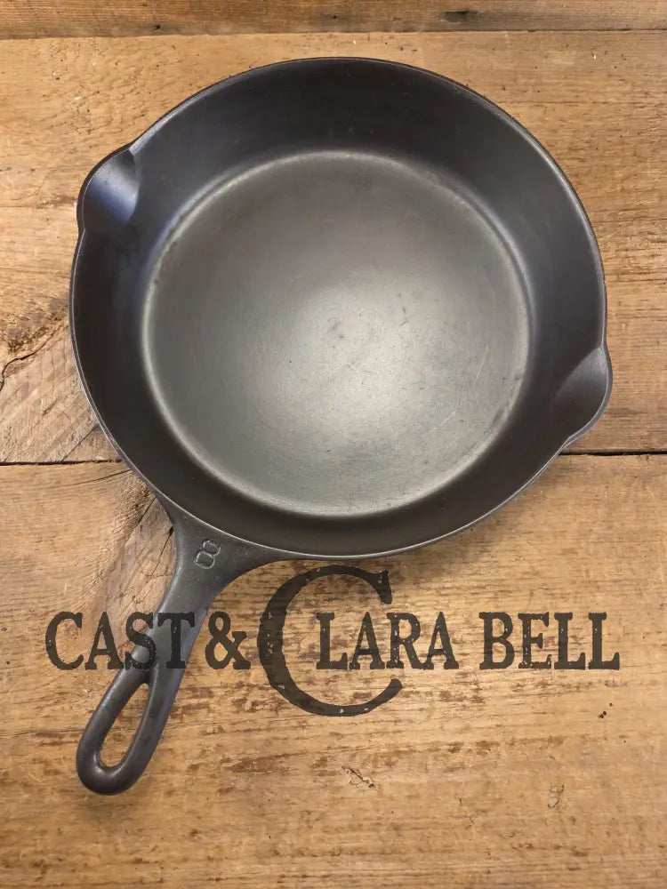 THE Classic Griswold #8 Skillet with Heat Ring and Large Block Logo 704 V. GORGEOUS collector and daily user! Skillet