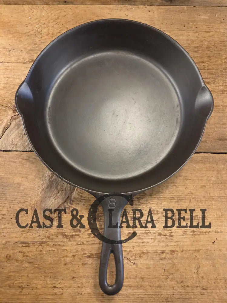 THE Classic Griswold #8 Skillet with Heat Ring and Large Block Logo 704 V. GORGEOUS collector and daily user! Skillet