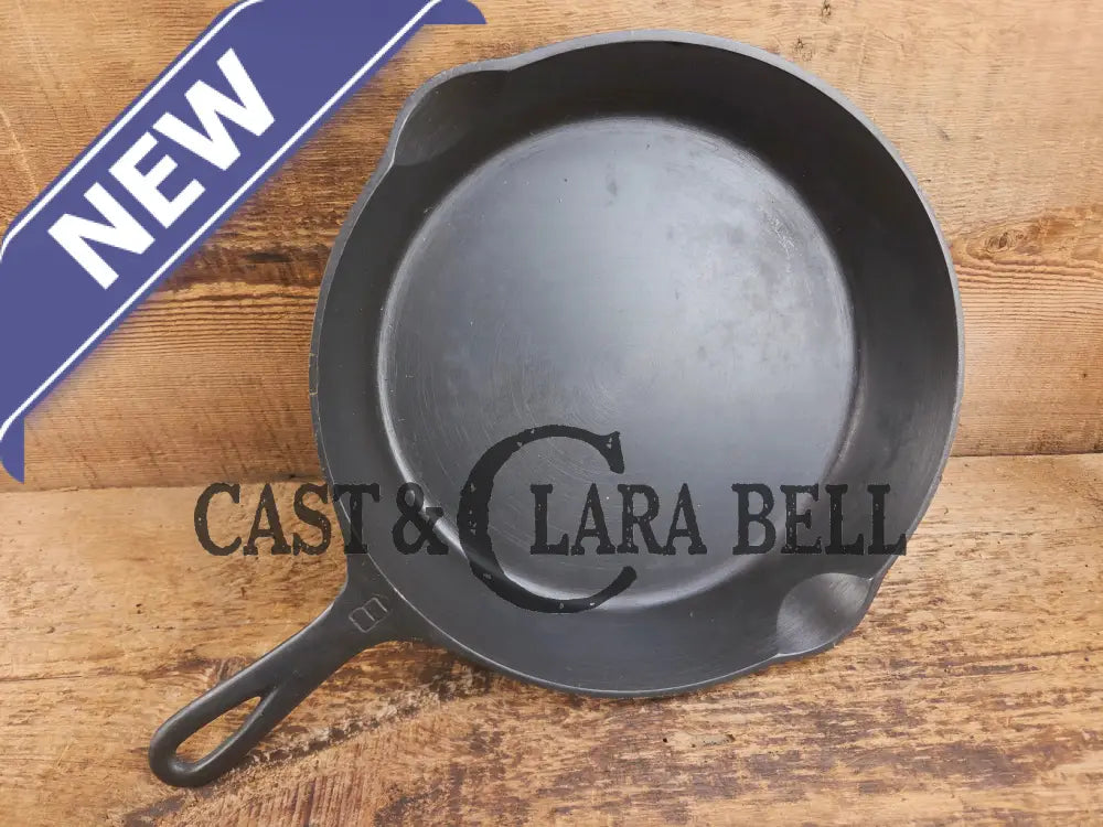 The Classic! Griswold #8 Skillet with Large Block Logo and Smooth Bottom Erie PA USA p/n 704 P - Skillet