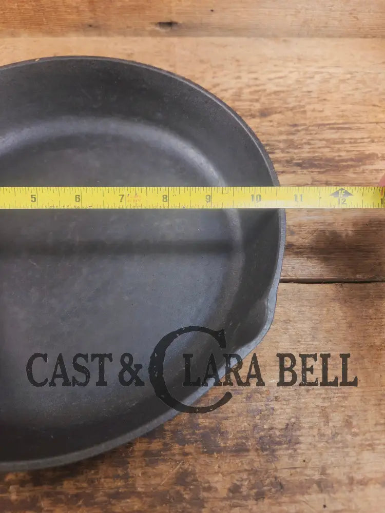The Classic southern skillet! Birmingham Stove & Range Century Series No. 8 Skillet Skillet