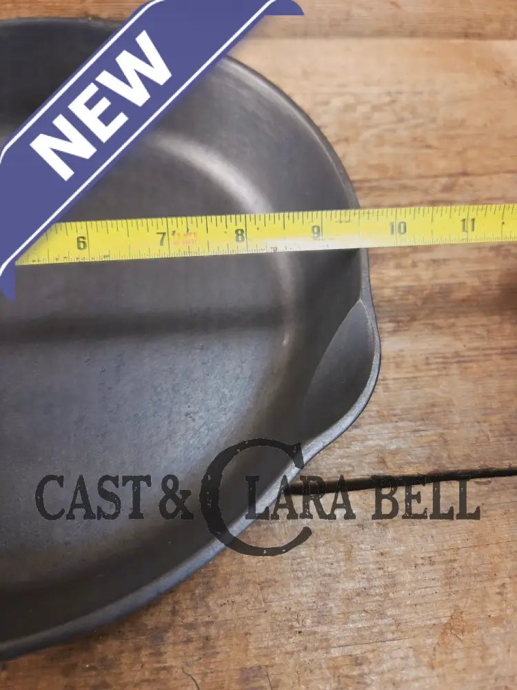 The illusive #7 1930’s Wagner Ware #7 Cast Iron Skillet 1057 Skillet