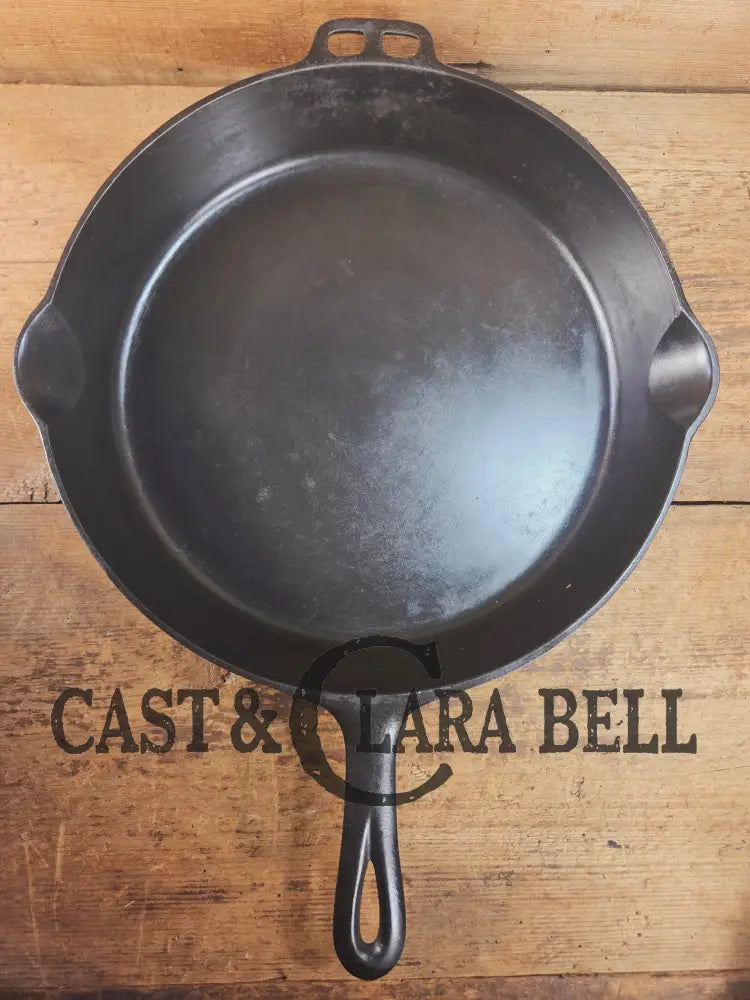 The Lucky 13 Collection completer. HTF 1920’s Wagner #13 Cast Iron Skillet. Big bacon skillet awesome for large dishes.