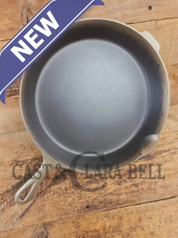 The Premier Skillet! Huge 1920βs Griswold No. 12 Skillet with Block Logo 719. Duo-Finish - Skillet