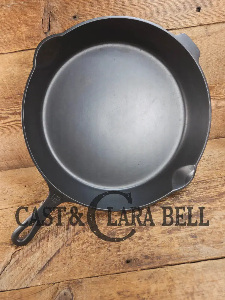 The Premier Skillet! Huge 1920’s Griswold No. 12 Skillet with Block Logo 719. Perfect bacon skillet Skillet