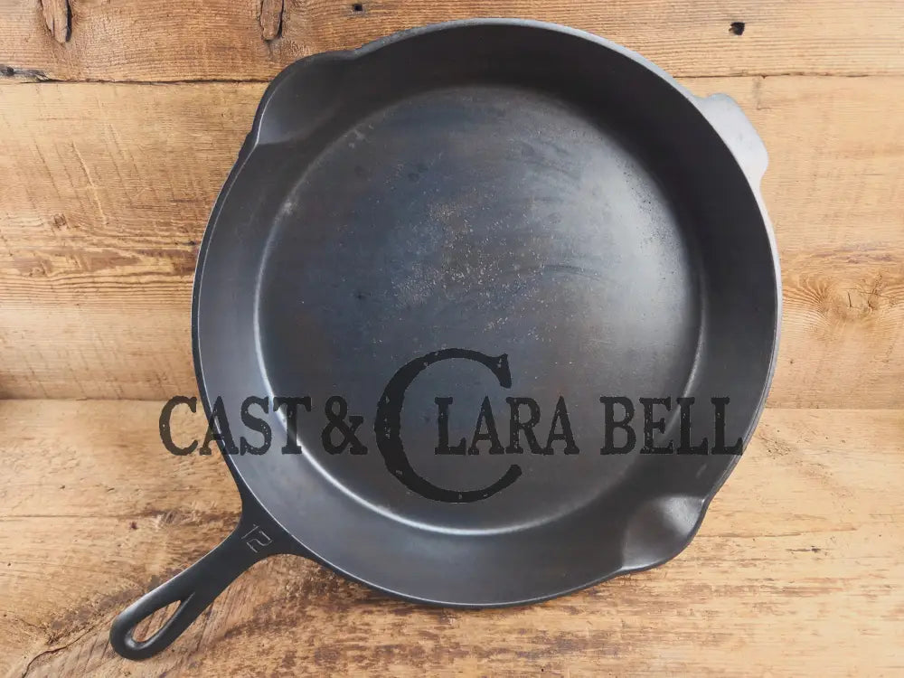 The Premier Skillet! Huge 1920βs Griswold No. 12 Skillet with Block Logo 719. Perfect bacon skillet Skillet