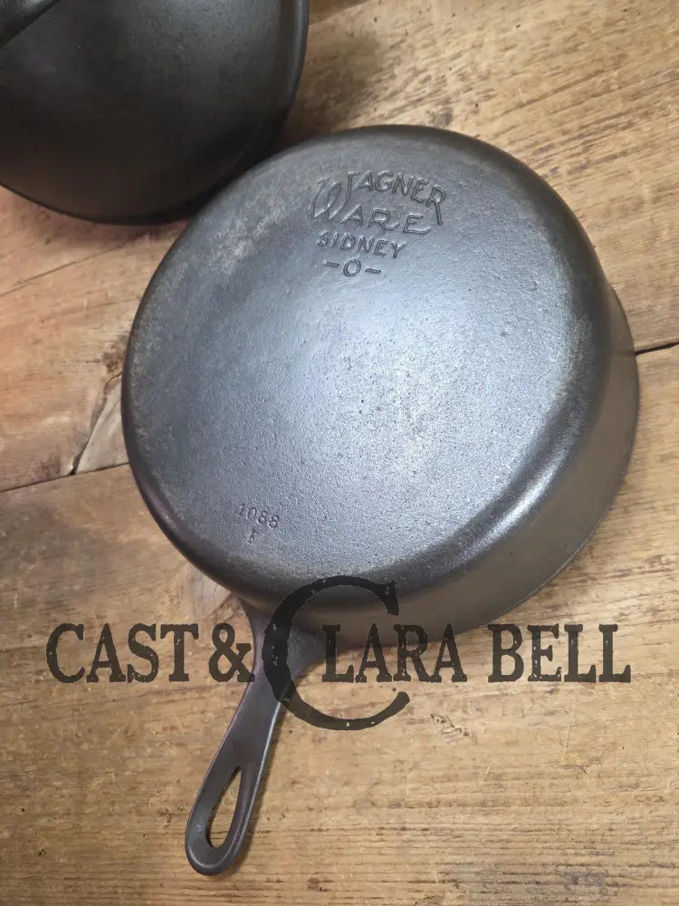 Top Seller! 1930s era Gorgeous Wagner #8 cast iron ’Chicken Fryer’ deep skillet with Sawtooth style lid 1088 F Skillet