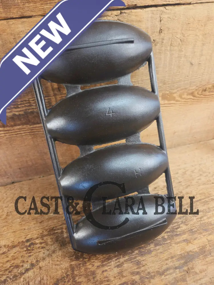 Tough one to find! Early 1900’s Wagner 4 Cup Vienna Pan #4 - H. Makes wonderful rolls & cornbread! Bakeware