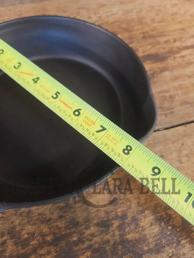 Tough to find! 1924 Wagner Ware Sidney -O- #1055 C cast iron skillet. Wonderful saute skillet for sides - Skillet