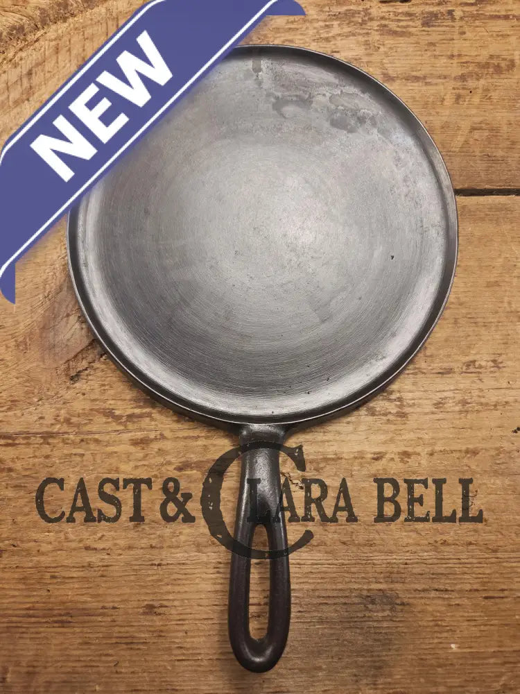 Tougher to find. 1920’s Favorite Piqua Ware #7 Round Cast Iron Griddle with Smiley Logo. Perfect grilled cheese and