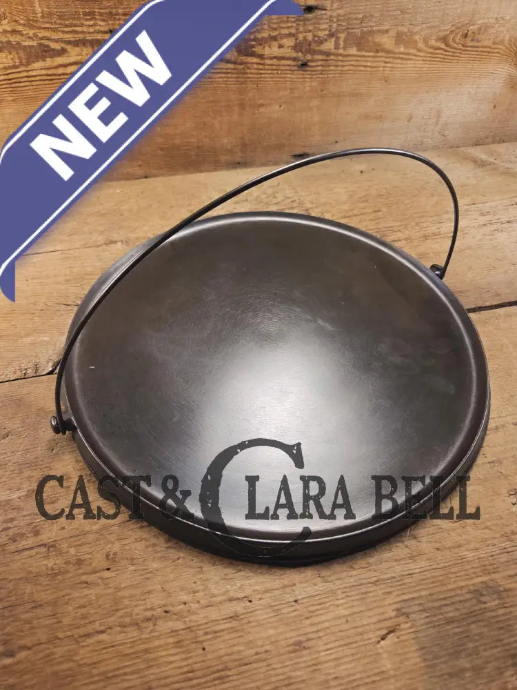 Tougher to find and HUGE! 1920’s Favorite Piqua #14 Round Cast Iron Griddle with Smiley Logo. Awesome for campfire