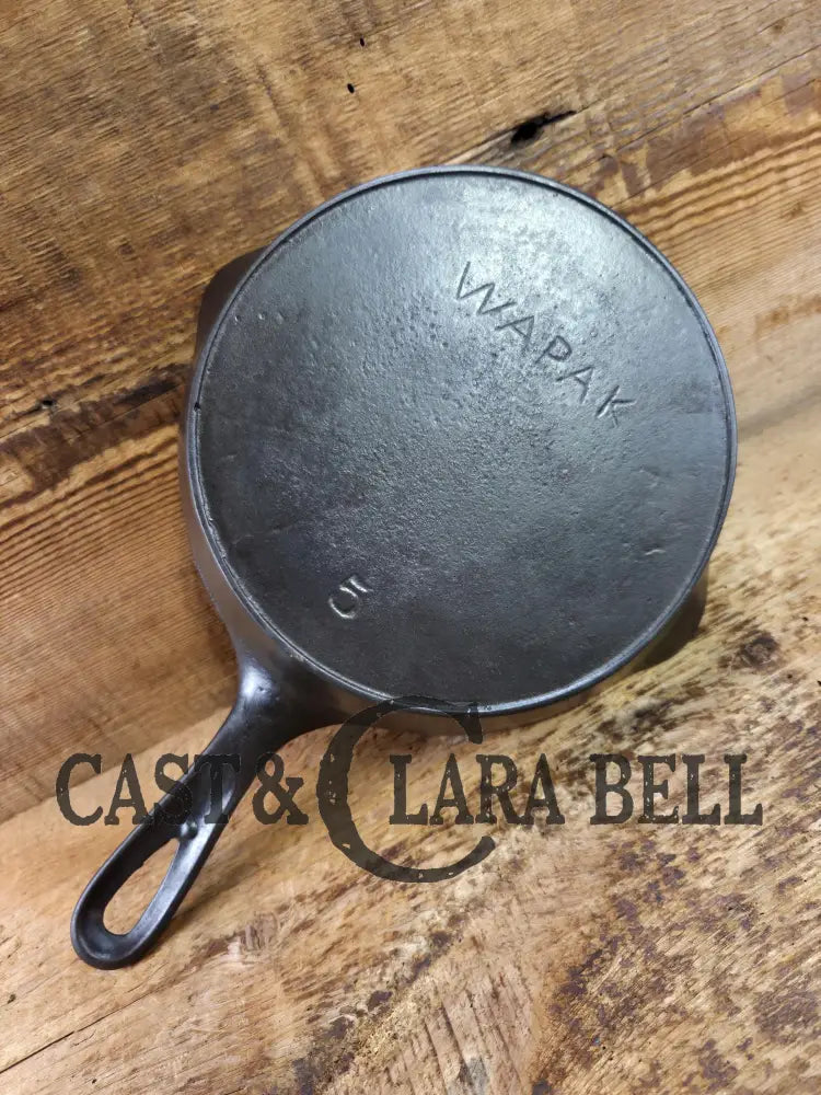Tougher to find! Gorgeous early 1900’s Wapak #5 Block Logo Cast Iron Skillet with Heat Ring. Fully restored and ready