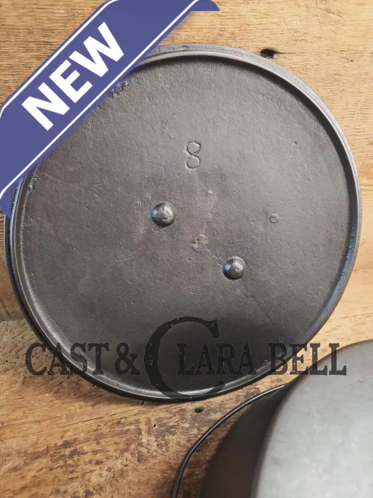 Tougher to find! Gorgeous early 1900’s Wapak #8 Stright Logo Cast Iron Dutch Oven. Fully restored and ready to use.