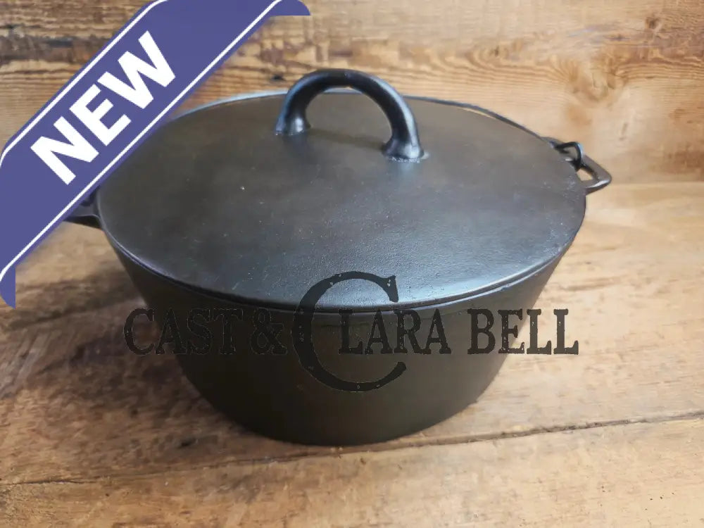 Tougher to find! Gorgeous early 1900’s Wapak #8 Stright Logo Cast Iron Dutch Oven. Fully restored and ready to use.