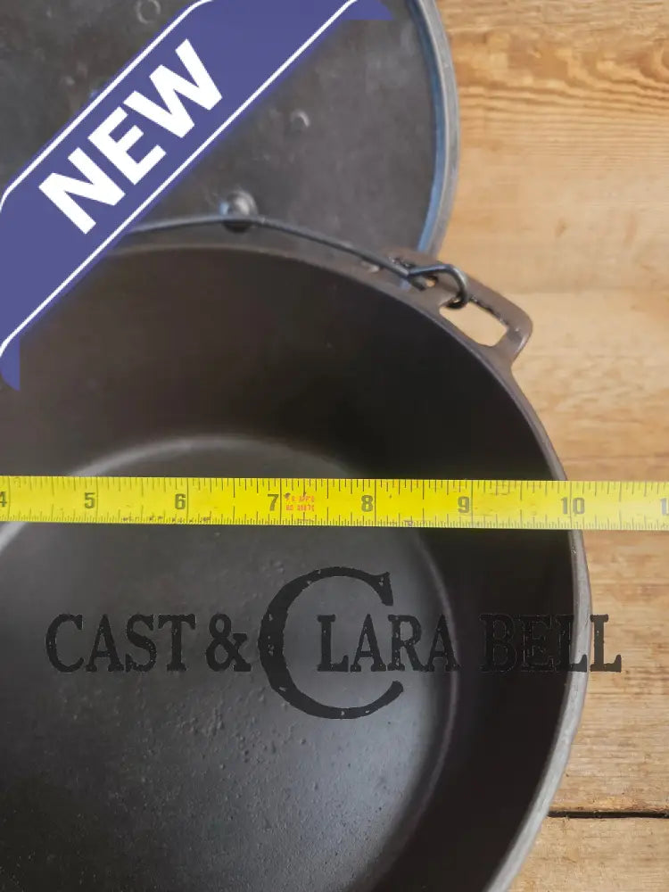 Tougher to find! Gorgeous early 1900’s Wapak #8 Stright Logo Cast Iron Dutch Oven. Fully restored and ready to use.