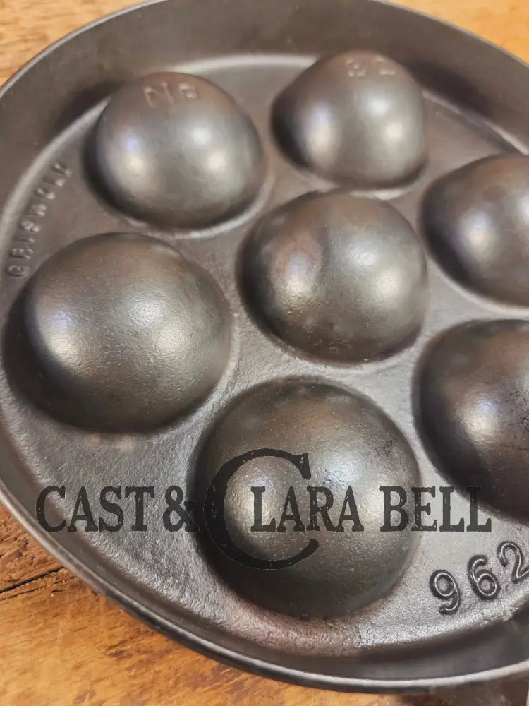 Trending! Beautiful Griswold No. 32 Cast Iron Aebleskiver 962. Awesome poached eggs! Skillet