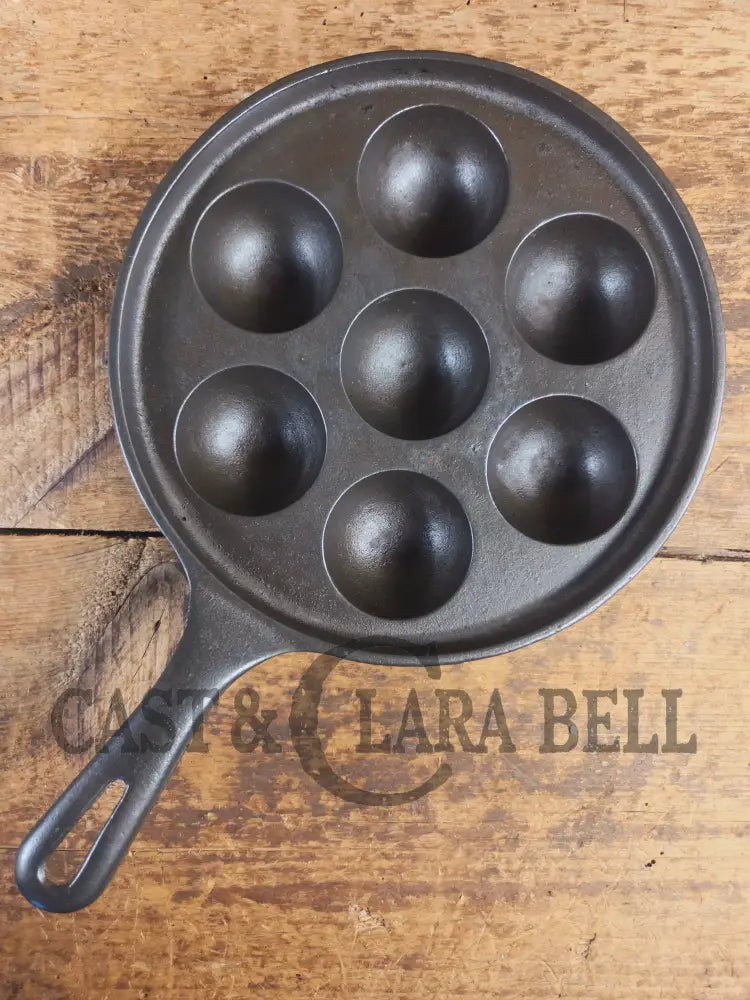 Trending! Beautiful Griswold No. 32 Cast Iron Aebleskiver 962. Awesome poached eggs! - Skillet