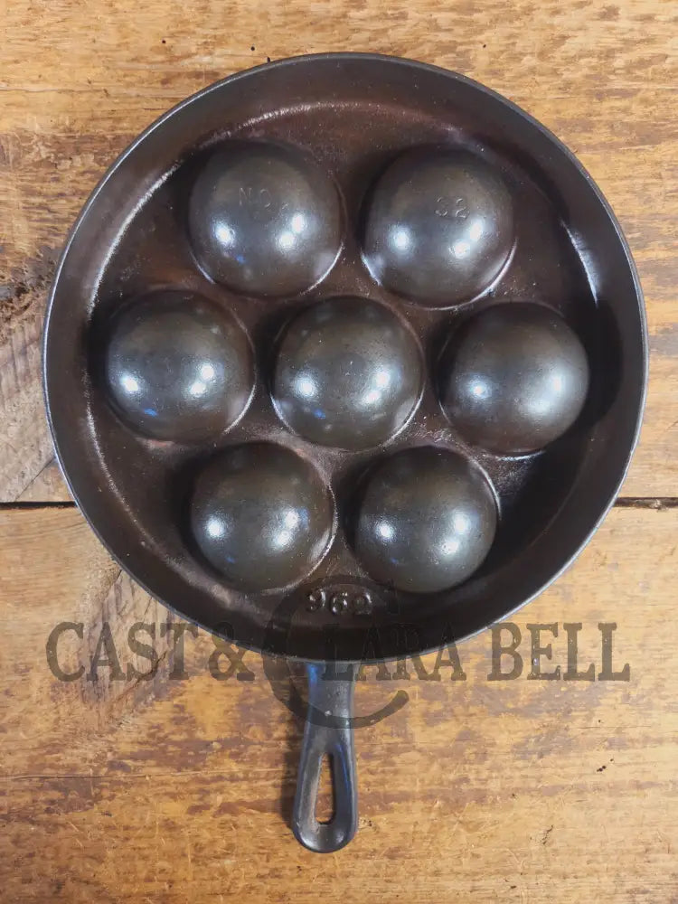 Trending! Beautiful Griswold No. 32 Cast Iron Aebleskiver 962. Awesome poached eggs! - Skillet