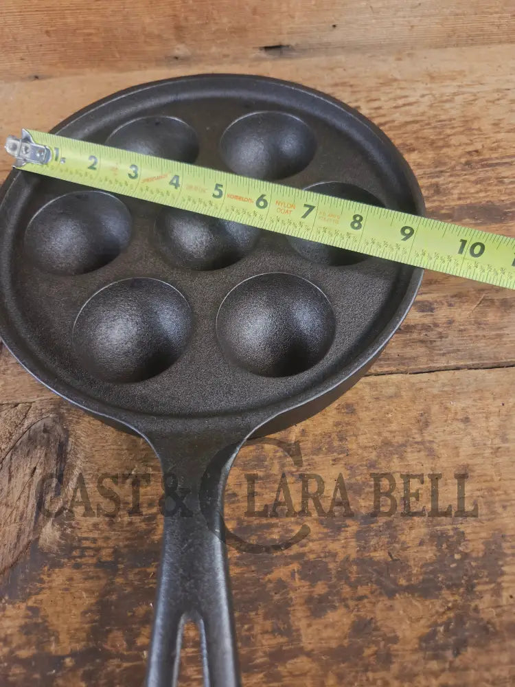 Trending! Beautiful Griswold No. 32 Cast Iron Aebleskiver 962. Awesome poached eggs! - Skillet