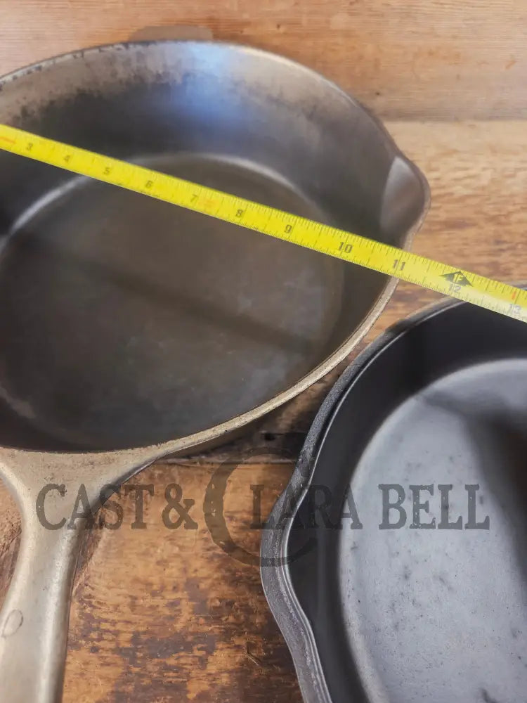 TWO skillets in one! 1920’s Era Wagner Combo Cooker 1401/1401. Nickel Outside Black Iron Inside - Skillet