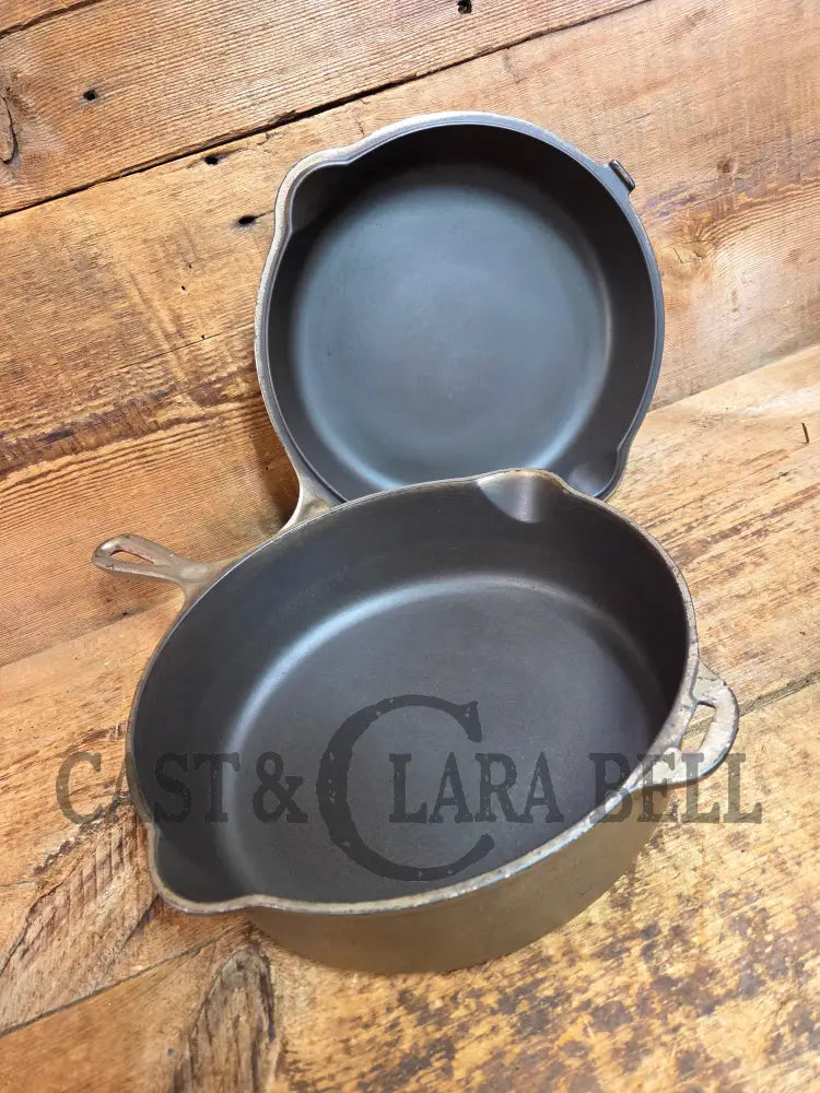 Two Skillets in one! 1930’s WagnerWare 1402 Cast Iron Double Skillet (1402 bottom and Bullseye Top) - Skillet