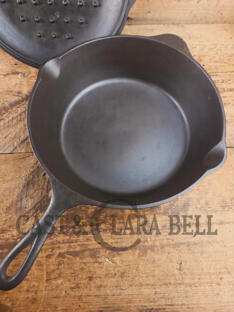 Unique! 1910’s Era Lodge #8 DEEP Cast Iron Skillet (Chicken Fryer) with Single Notch Heat Ring. Raised makers marks and