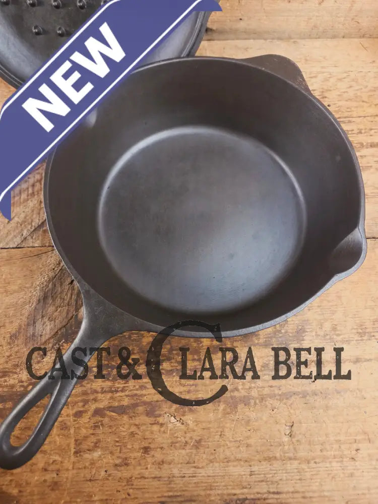 Unique! 1910βs Era Lodge #8 DEEP Cast Iron Skillet (Chicken Fryer) with Single Notch Heat Ring. Raised makers marks and