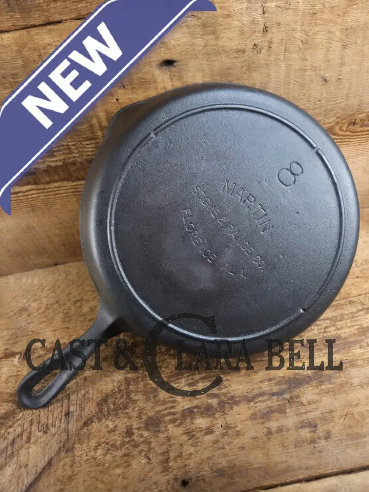 Unique! 1930βs era Martin Stove & Range Co. #8 βThree Notchβ Cast Iron Skillet with Text Logo. Versatile and elegant