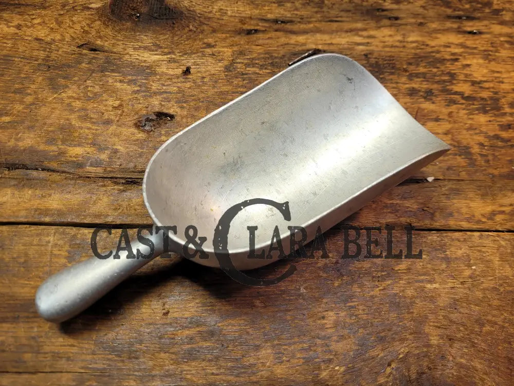 Unique 1930βS Wagner Made Aluminum Ice Scoop! Very Cool Piece For The Fan! Skillet