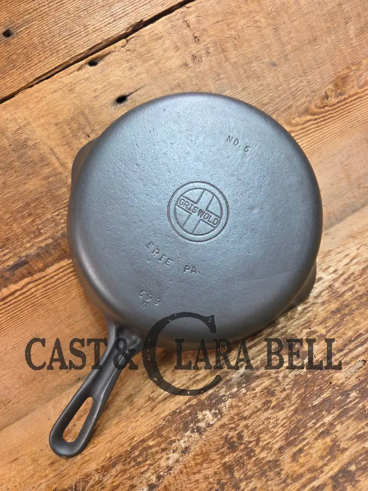 UNIQUE! 1940βs Griswold #6 Cast Iron Skillet with Small Block Logo Grooved Handle and Smooth Bottom 699 W - Skillet
