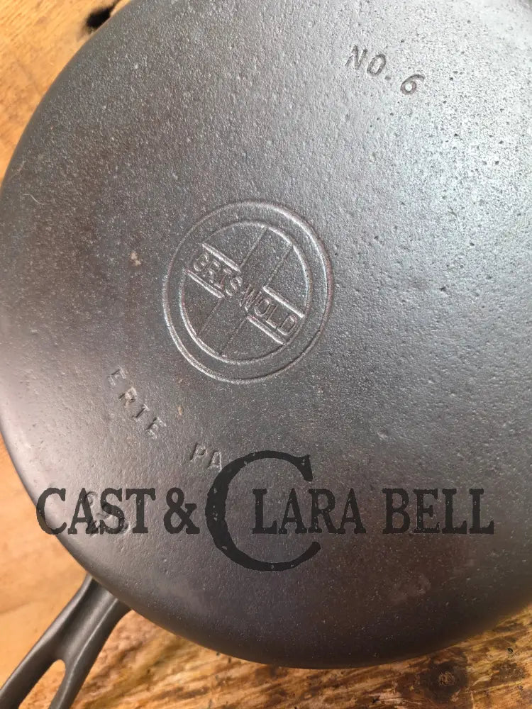 UNIQUE! 1940βs Griswold #6 Cast Iron Skillet with Small Block Logo Grooved Handle and Smooth Bottom 699 W - Skillet