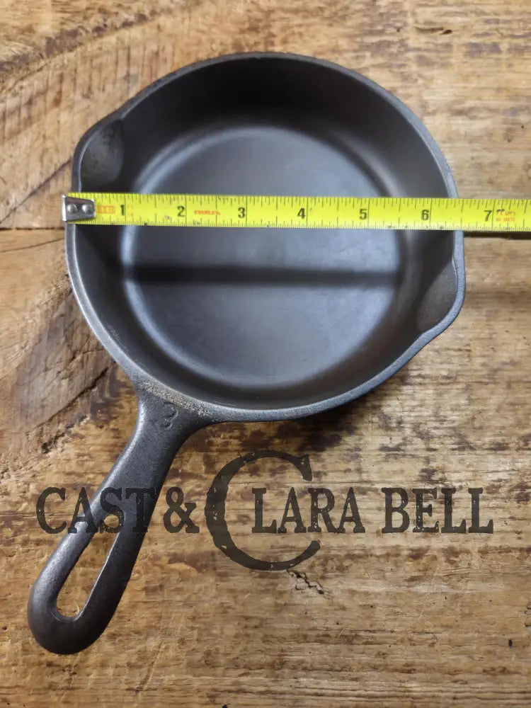 Unique and tough to find! Circa 1940’s Birmingham Stove & Range No. 3 Egg Skillet ’Mercedes’ style bottom 6 1/2 Inches
