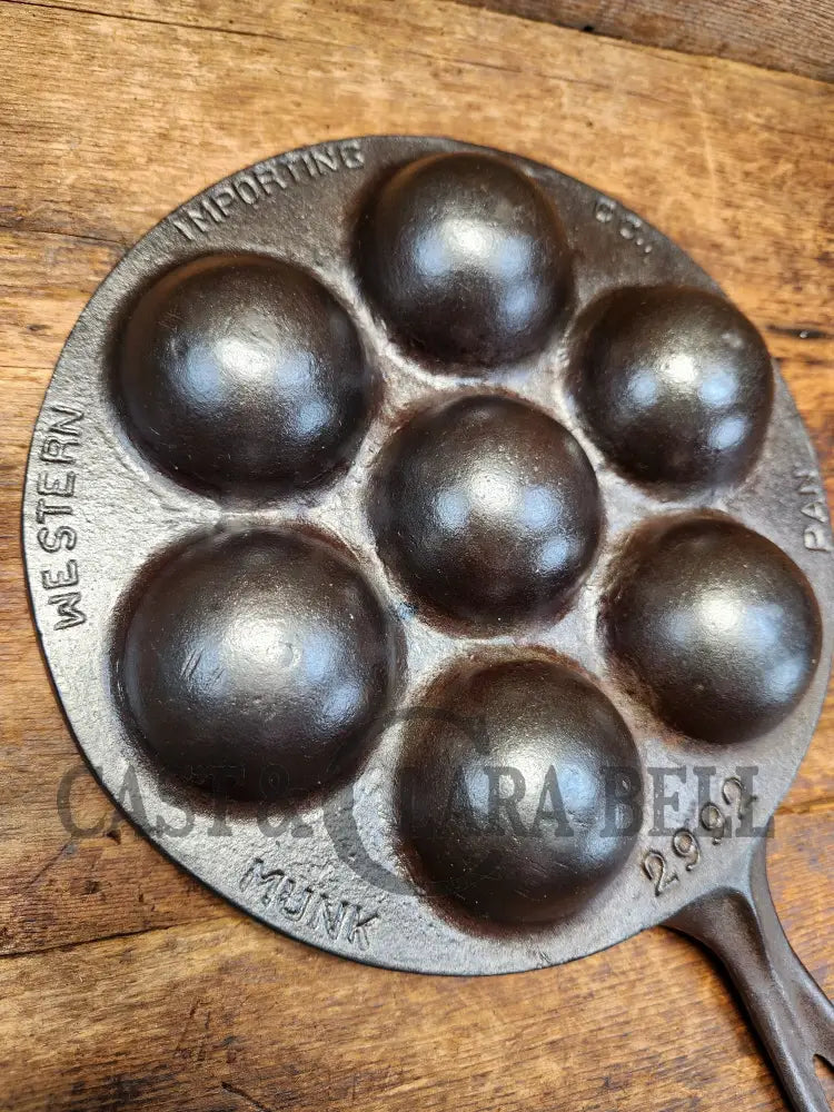 Unique! Fully Marked Western Foundry (Griswold Made) Munk Pan 2992. (Great For Eggs!) Restored And