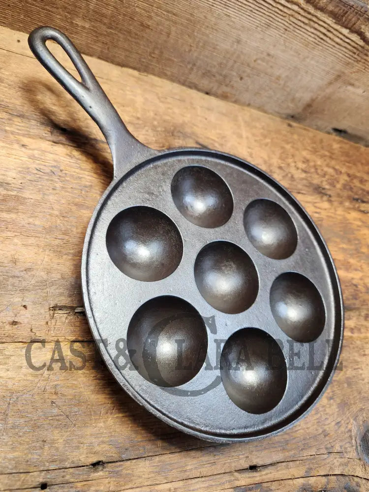 Unique! Fully Marked Western Foundry (Griswold Made) Munk Pan 2992. (Great For Eggs!) Restored And