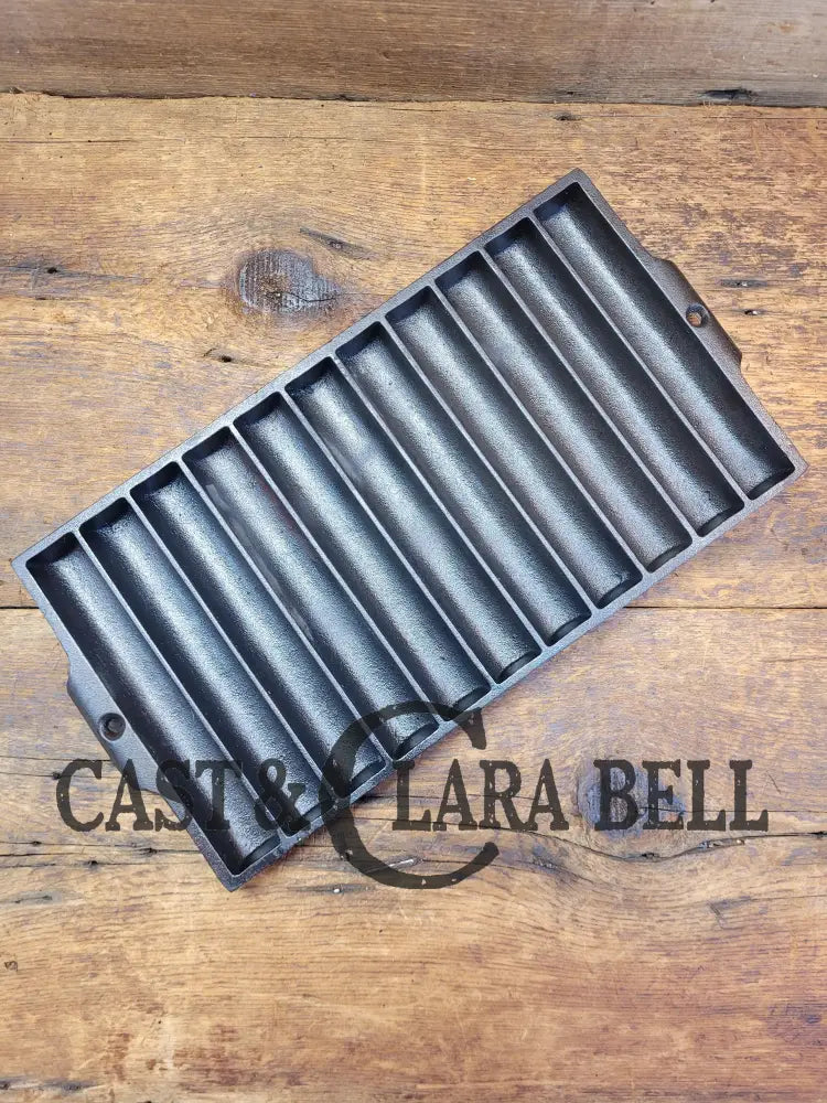 Unique Gift And Great Taco Server?? 1950βS Era Lodge Corn Bread Pan #22 Gem Mold Make Delicious