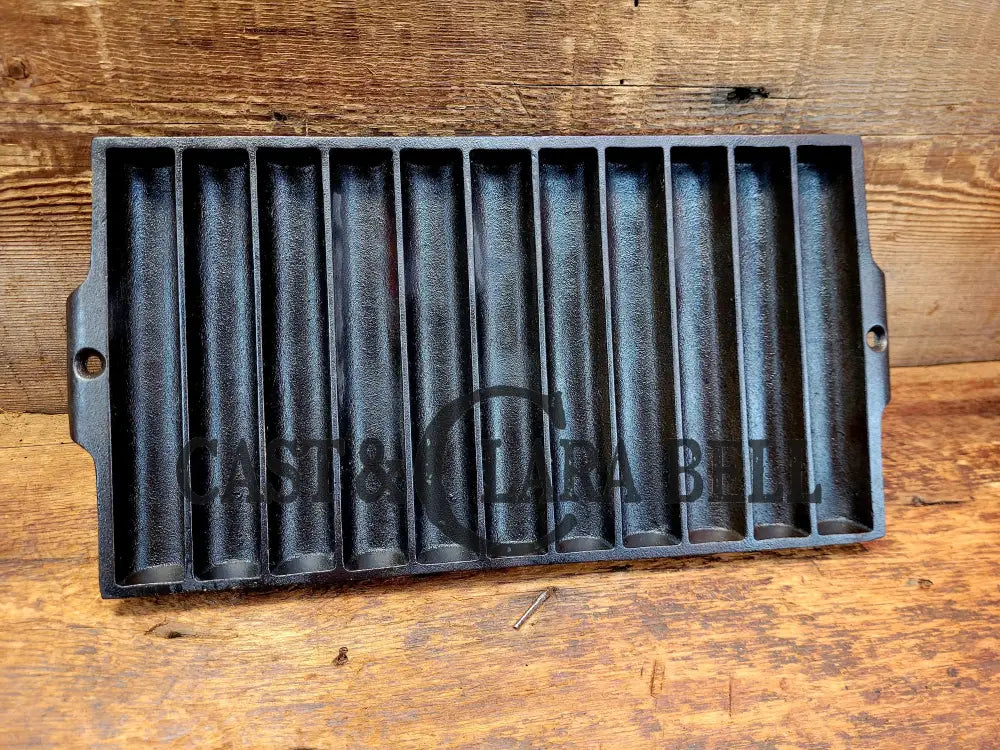 Unique Gift And Great Taco Server?? 1950βS Era Lodge Corn Bread Pan #22 Gem Mold Make Delicious