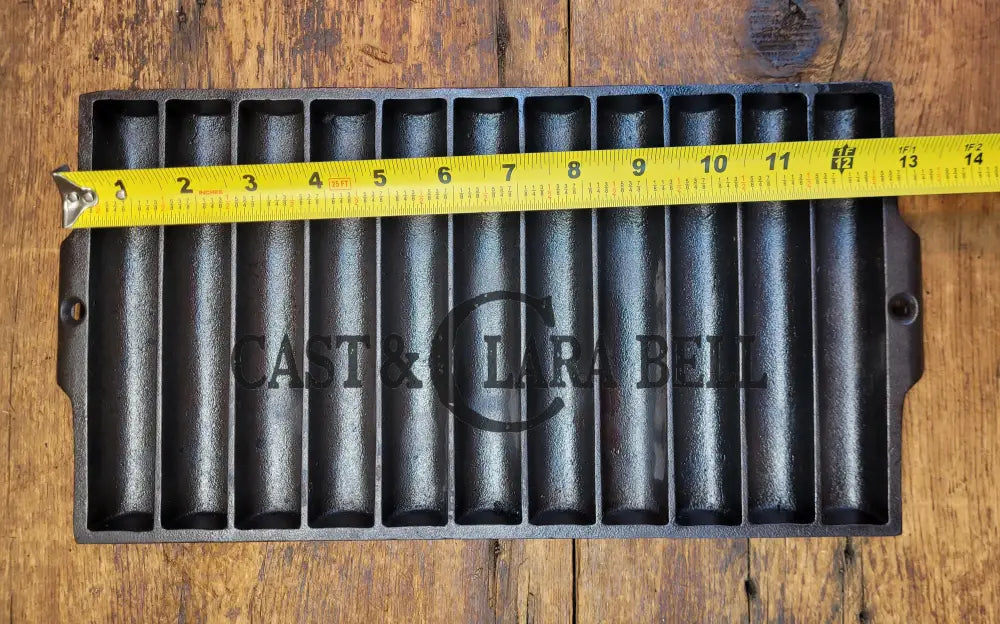 Unique Gift And Great Taco Server?? 1950βS Era Lodge Corn Bread Pan #22 Gem Mold Make Delicious