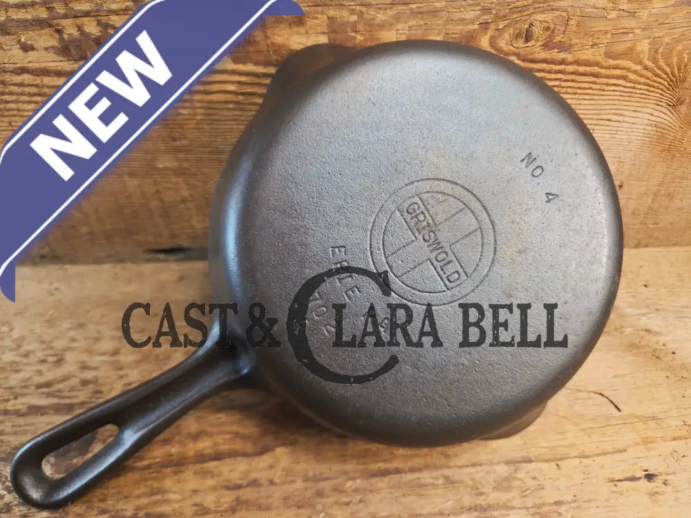Unique! Griswold No. 4 Cast Iron Skillet with Small Block Logo Grooved Handle 702 A Skillet
