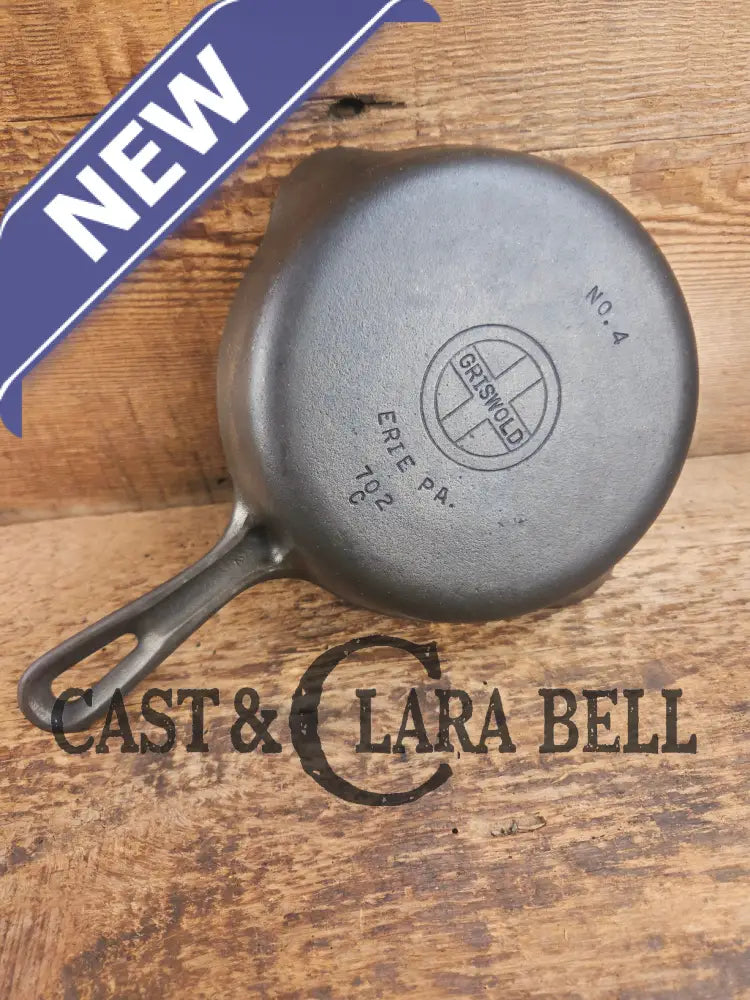 Unique! Griswold No. 4 Cast Iron Skillet with Small Block Logo Grooved Handle 702 C Skillet