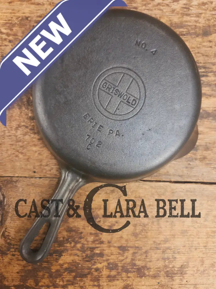 Unique! Griswold No. 4 Cast Iron Skillet with Small Block Logo Grooved Handle 702 C Skillet