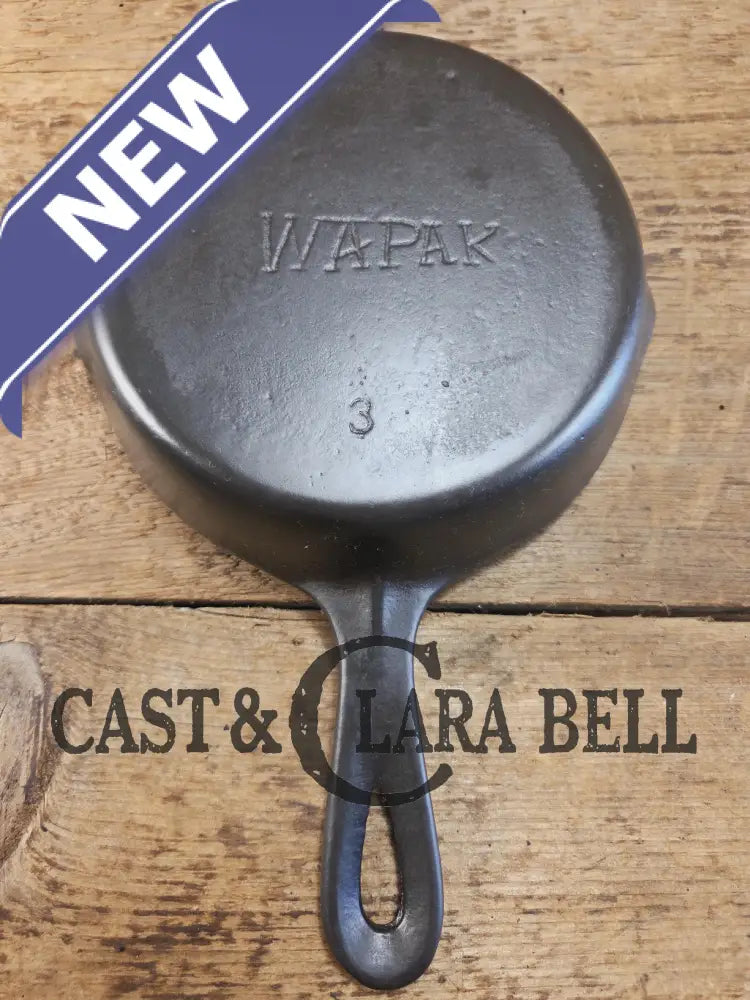 Unique Wapak #3 Straight tapered logo cast iron egg skillet. Restored Seasoned and Ready to Use! Skillet
