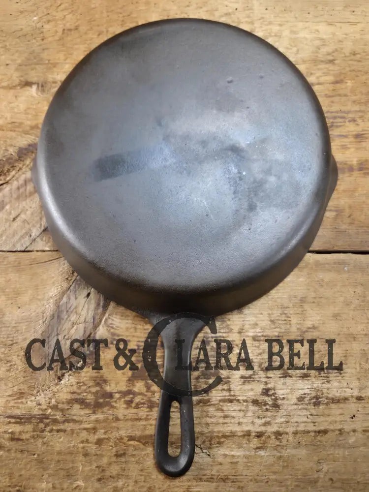 Unknown Foundry! #8 Cast Iron skillet. An Awesome daily user for the start of your collection! SC24 Skillet