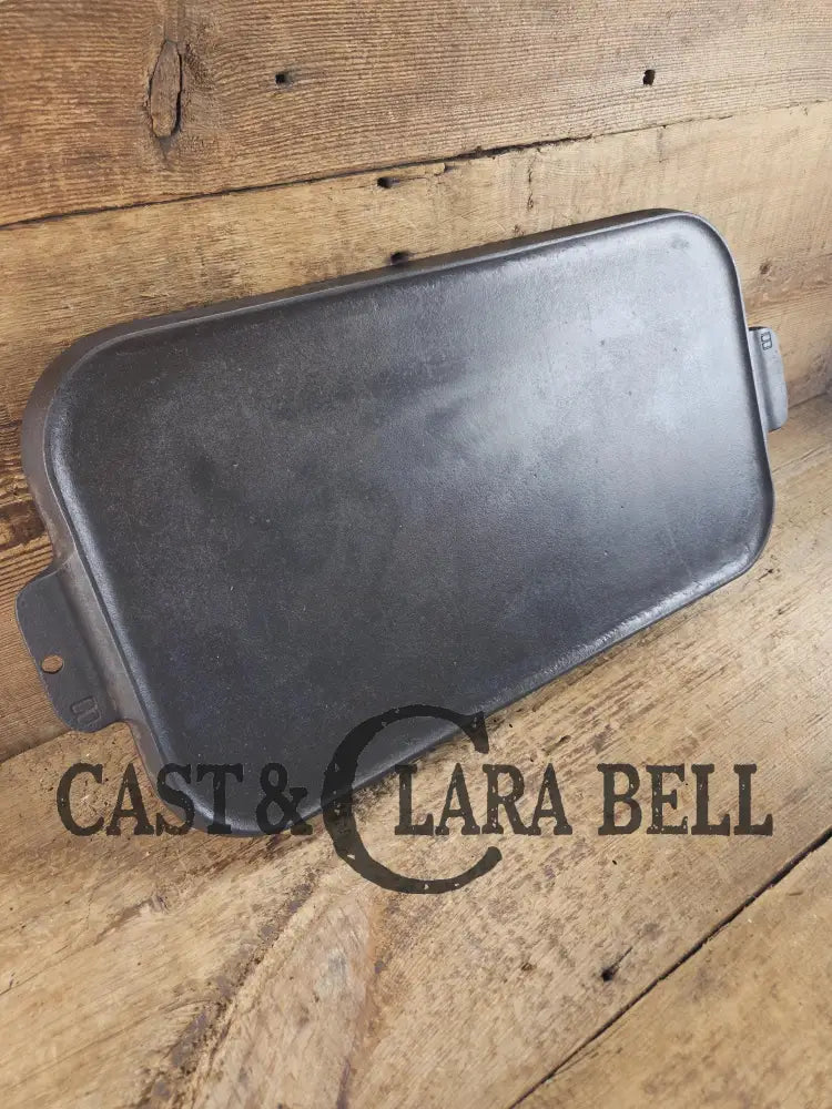 Up your pancake game with this 1930βs Era Griswold Large Block #8 Long Griddle. P/N 771. Griddle