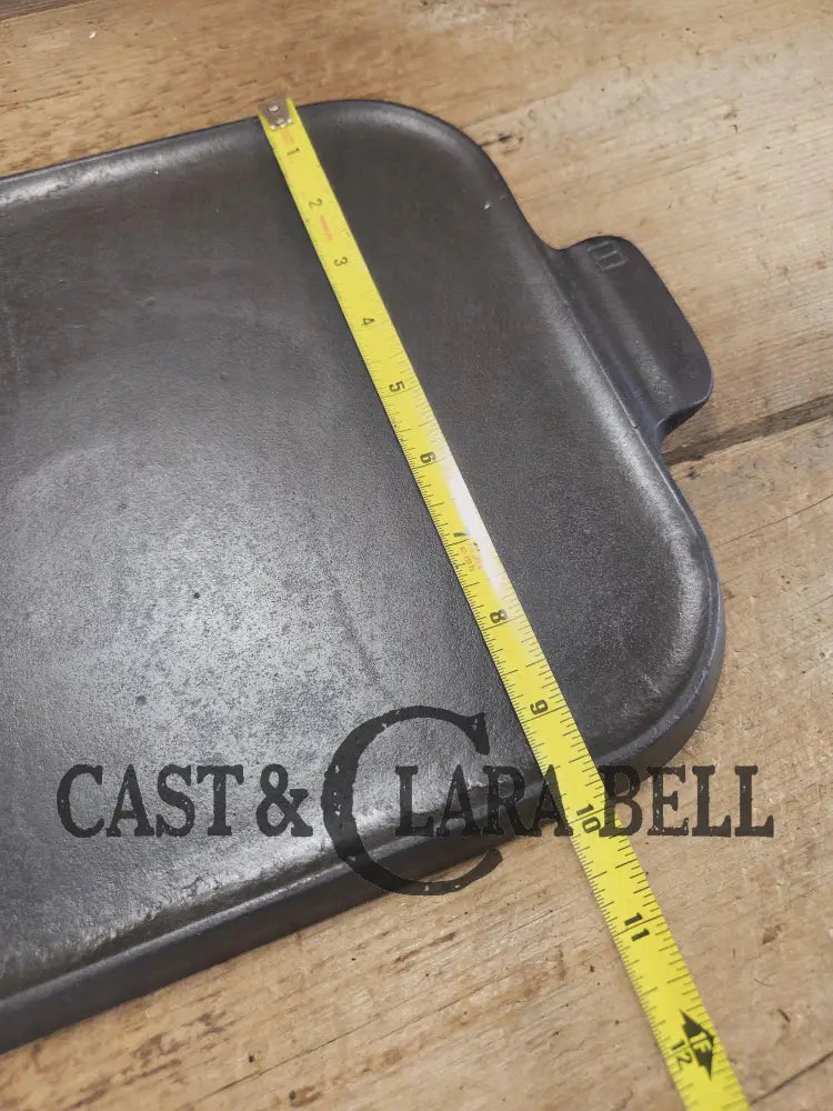 Up your pancake game with this 1930βs Era Griswold Large Block #8 Long Griddle. P/N 771. Griddle